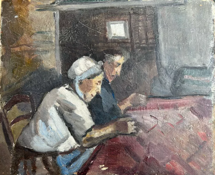 Femme assise à la lecture 