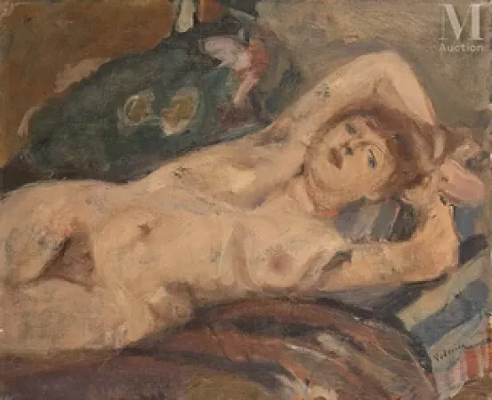 Nu au divan